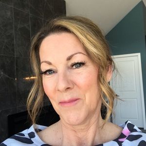 Meet your Posher, Colette